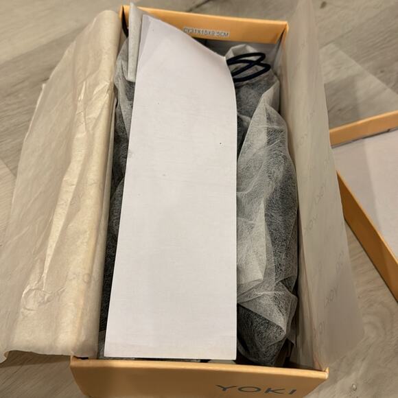 YOKI NWT Urban-140 Flats Strappy Navy Shoes in a velvet fabric. - Picture 7 of 7